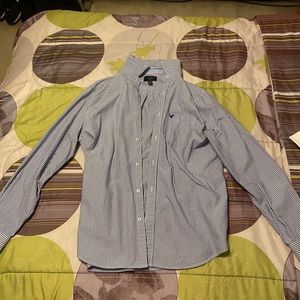 American eagle button down shirt